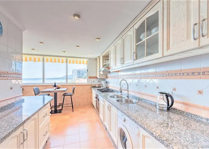 Apartment Beachfront Center